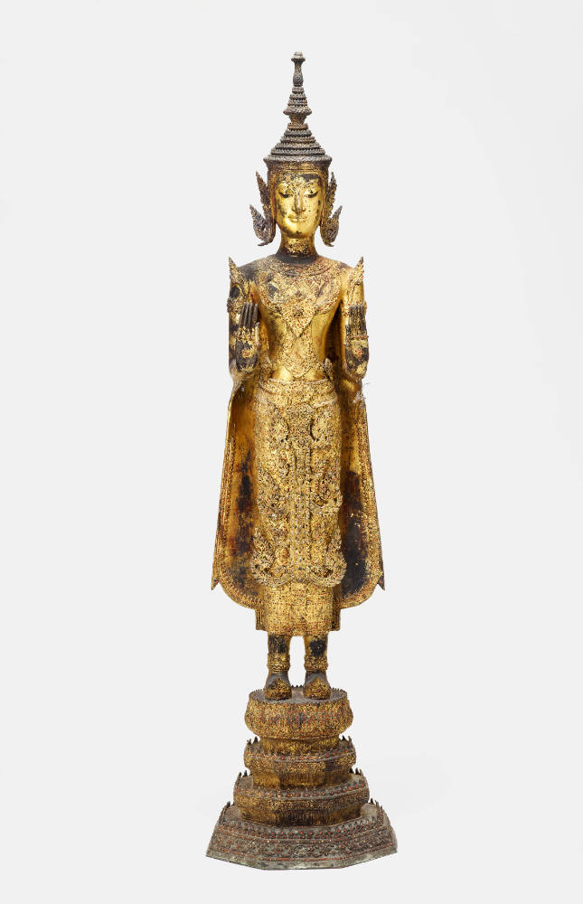 Stehender Buddha
