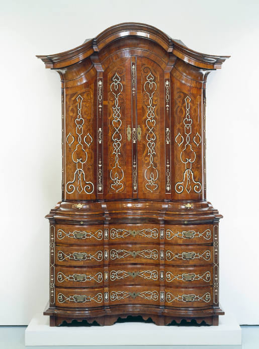 Writing cabinet