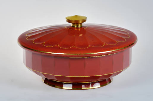 Red "Hyalith" bowl with lid