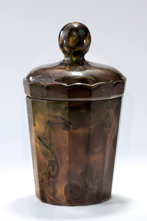 Calcedony-glass beaker and lid