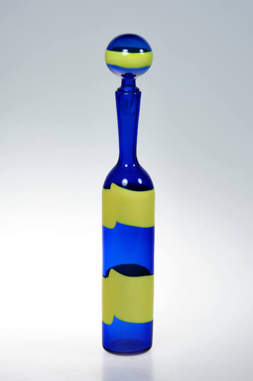 Blue and yellow bottle "a fascie" with stopper