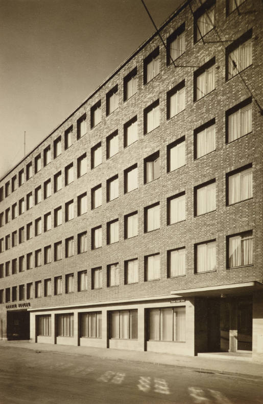 Pressehaus Drahtverband, Düsseldorf, Seitliche Ansicht von der Straße, Architekt Bernhard Pfau