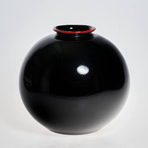 Spherical vase, "nero argenteo" (silverblack)