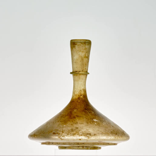 Bottle with ring-shaped threads