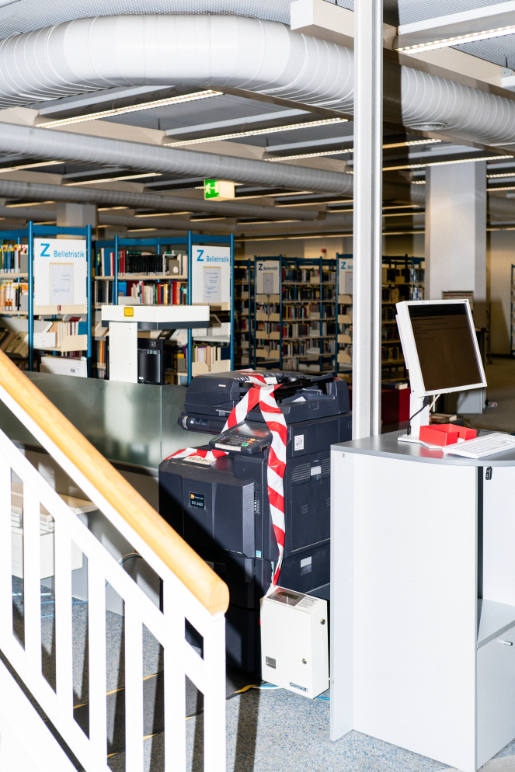 Ohne Titel (Mittwoch, Zentralbibliothek, Bertha-von-Suttner-Platz, Düsseldorf, September 2020)